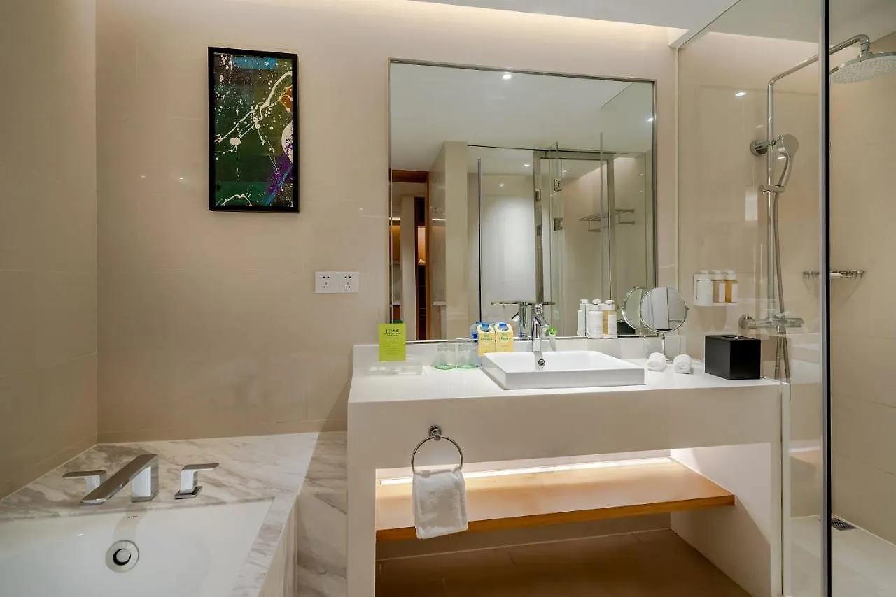 Holiday Inn Shanghai Hongqiao Central By Ihg Hotel
