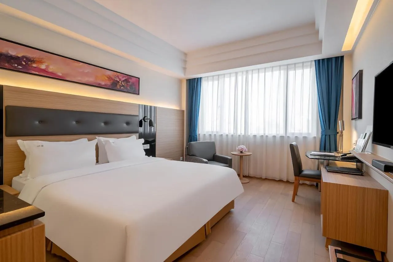Holiday Inn Shanghai Hongqiao Central By Ihg 4*,  China