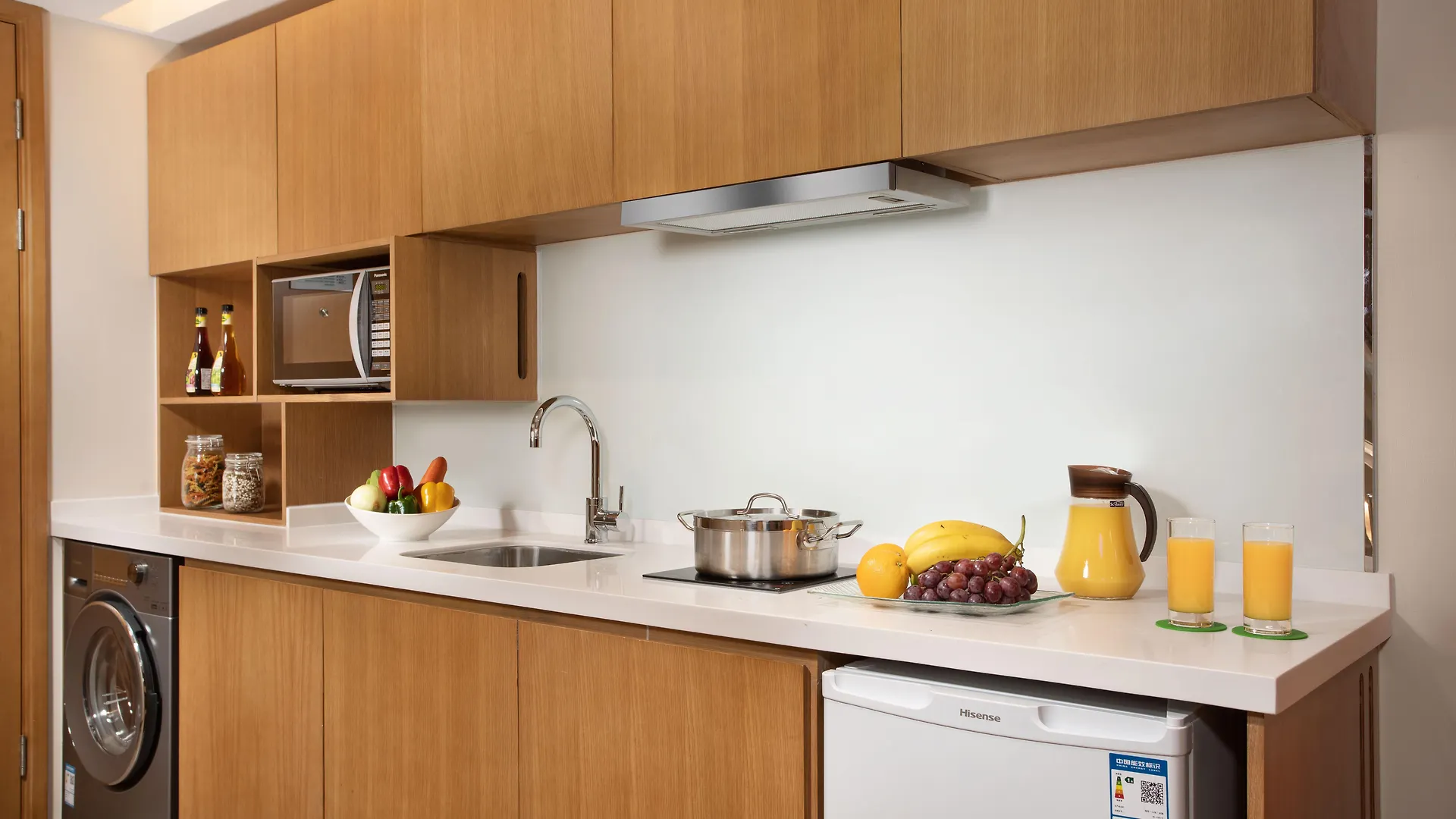 Holiday Inn Shanghai Hongqiao Central By Ihg Hotel
