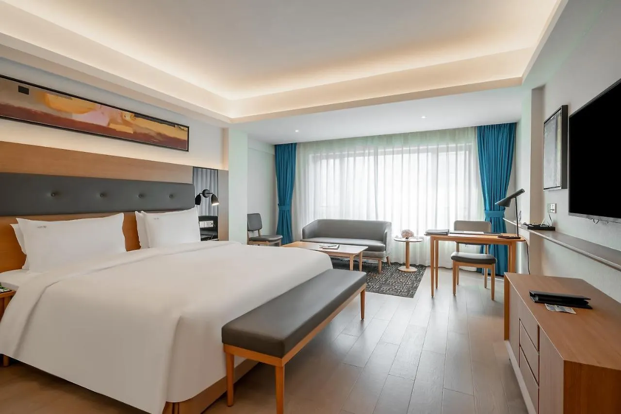 Holiday Inn Shanghai Hongqiao Central By Ihg Hotel