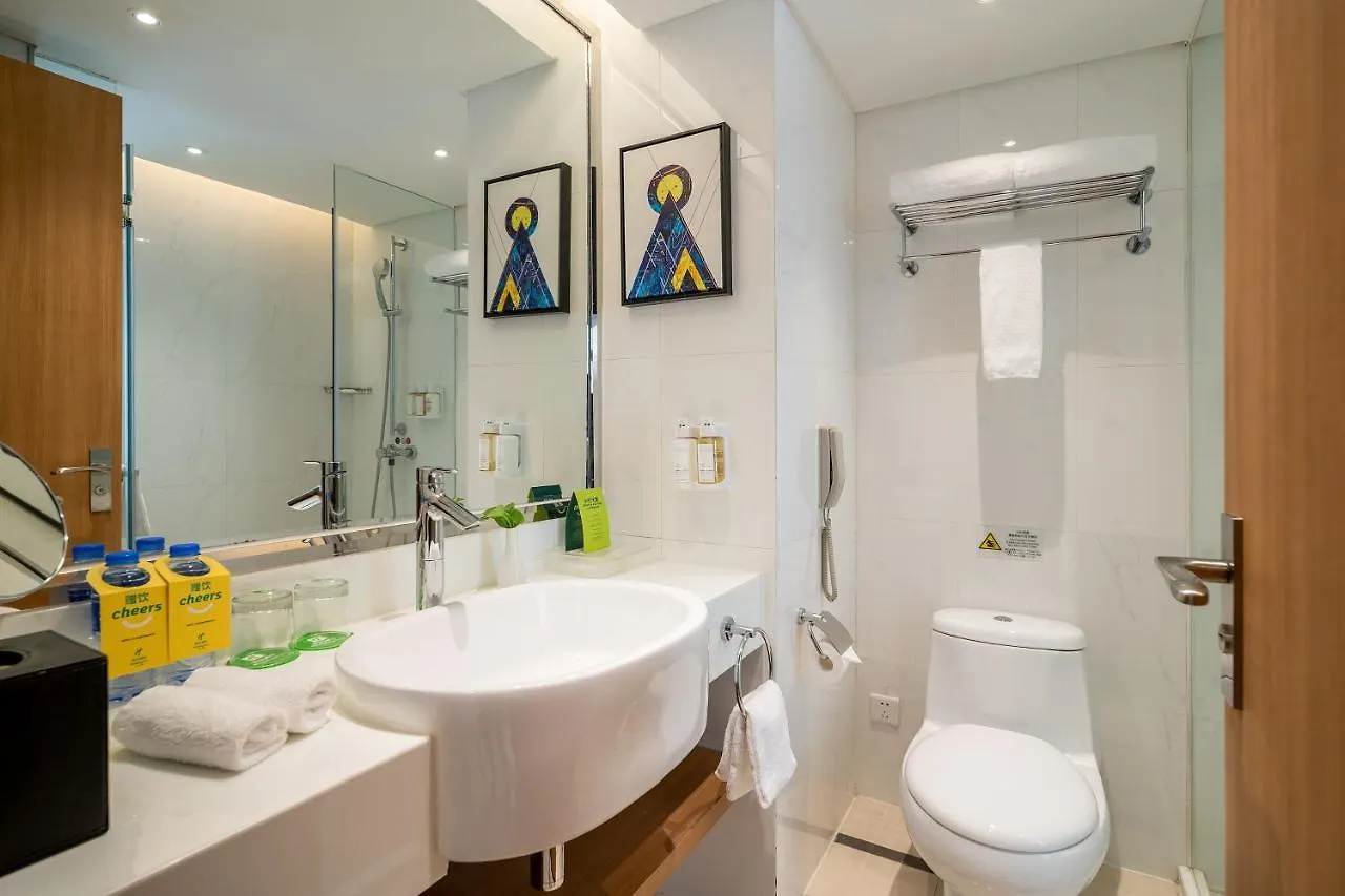 Holiday Inn Shanghai Hongqiao Central By Ihg Hotel