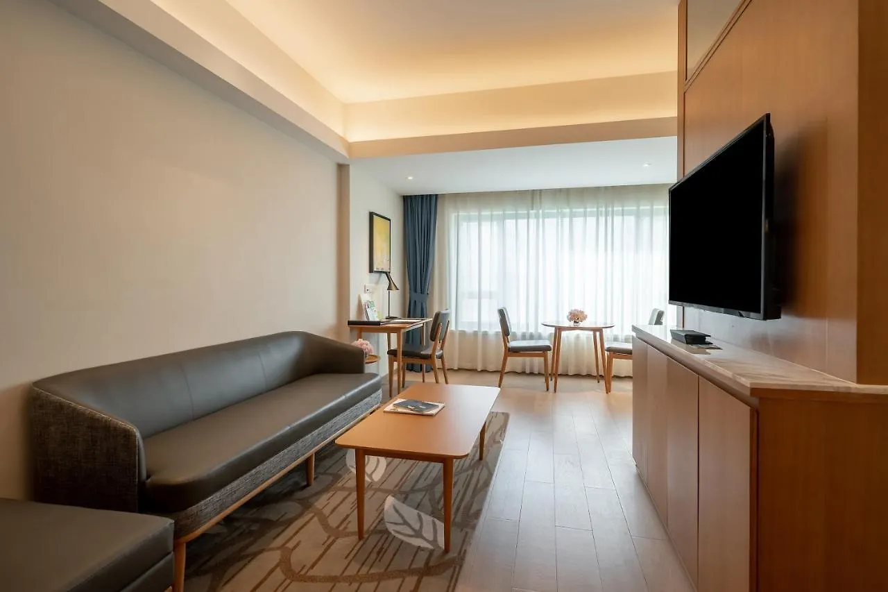 Holiday Inn Shanghai Hongqiao Central By Ihg Hotel